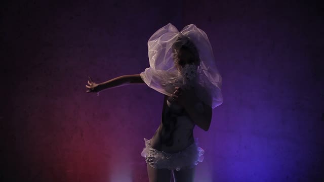 Sexy Body Art Model Girl Dancing