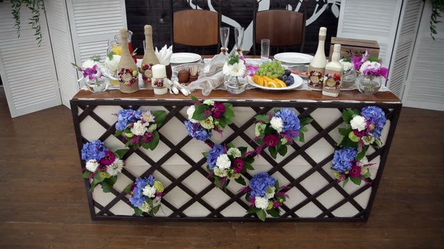 Table Of The Newlyweds