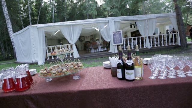 Wedding Table Outdoors