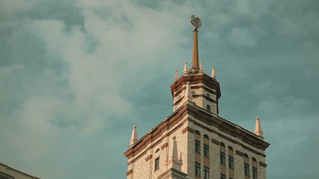 State Building Timelapse