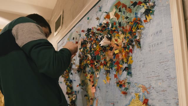 The Guy Says On The Map Of The Capital