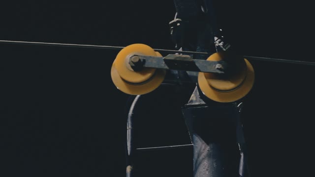 Ski Lift Mechanism