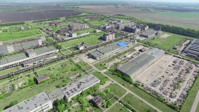 Quadrocopters Removes Factory Outside The City