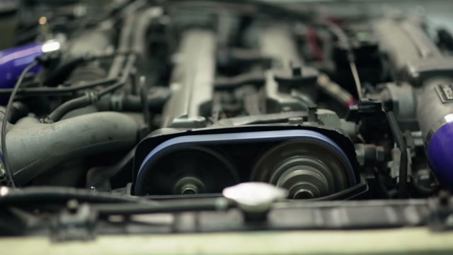 The Car Started The Engine, Close Up