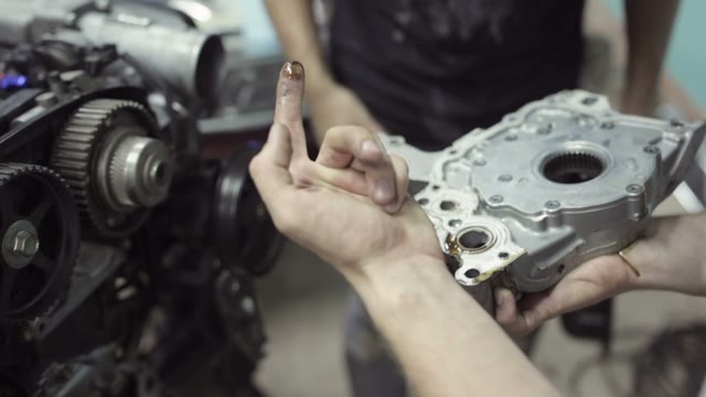 Installation Serviceable Parts In Engine