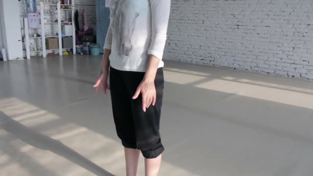 Girls Learn The New Dance
