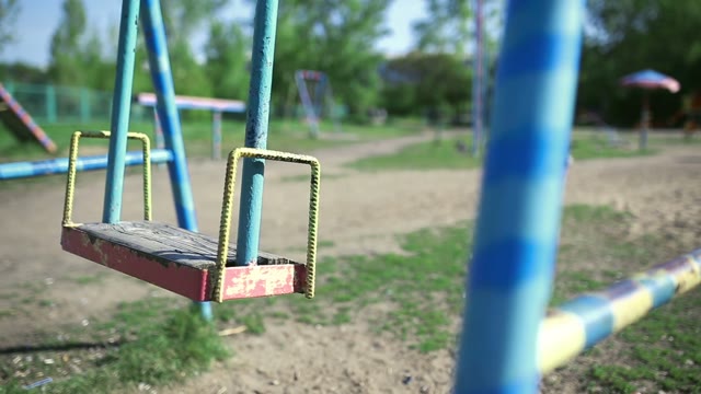 Swing In The Yard Swings