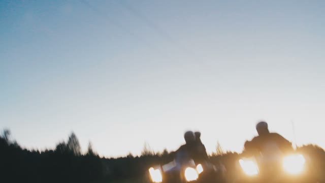 Light From A Quad Headlamp Straight Into The Camera