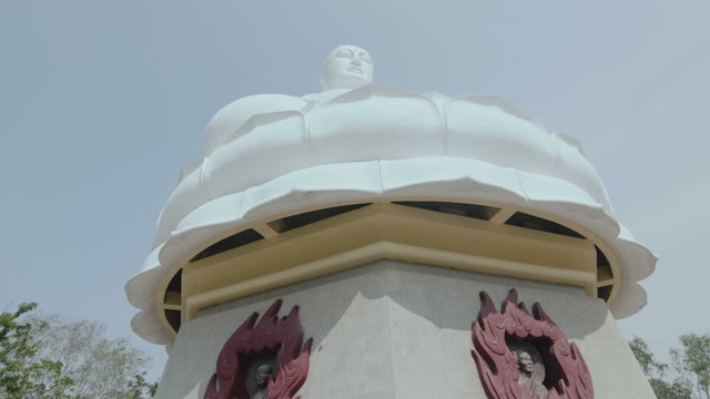Large Sculpture Buddha