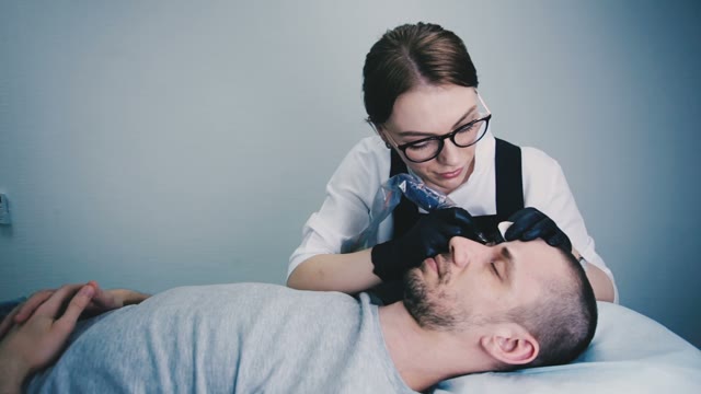 Master Does Tattoo Of Man's Brows