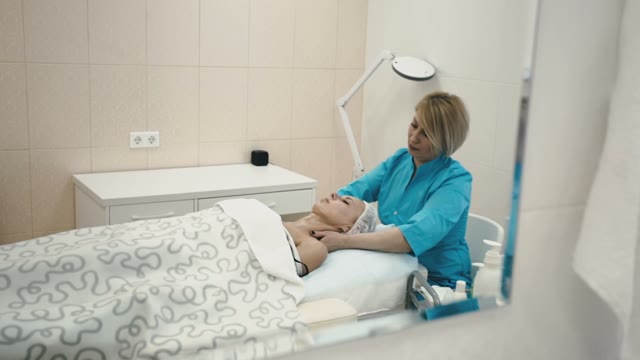 The Girl Is Resting In A Very Nice Spa Salon