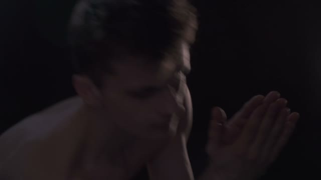 Man Dances Dark
