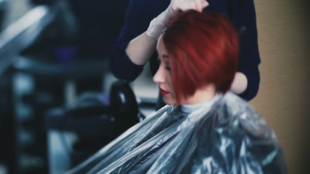 Girl Talks To The Client And Paints Her Hair