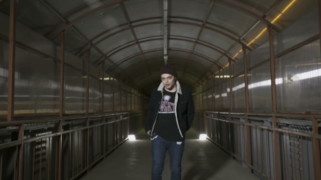 Rapper Preparing Shoot Clip